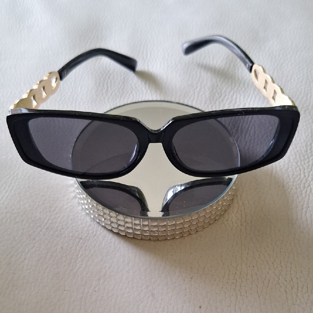 Black Rectangular Women's Sunglasses with Gold Ac… - image 5